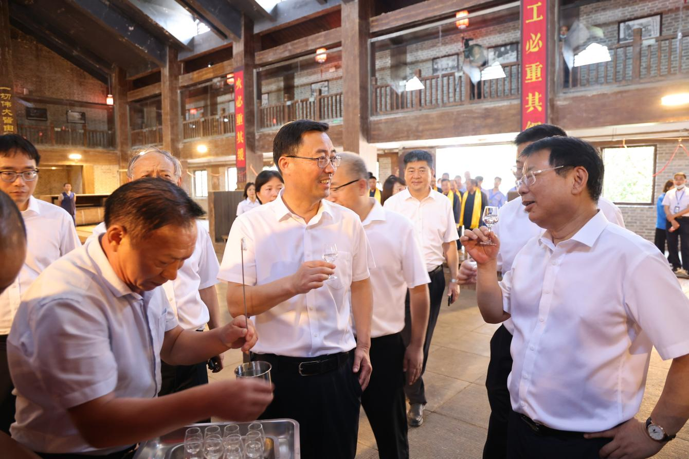 45947393.jpg 45947393.jpg